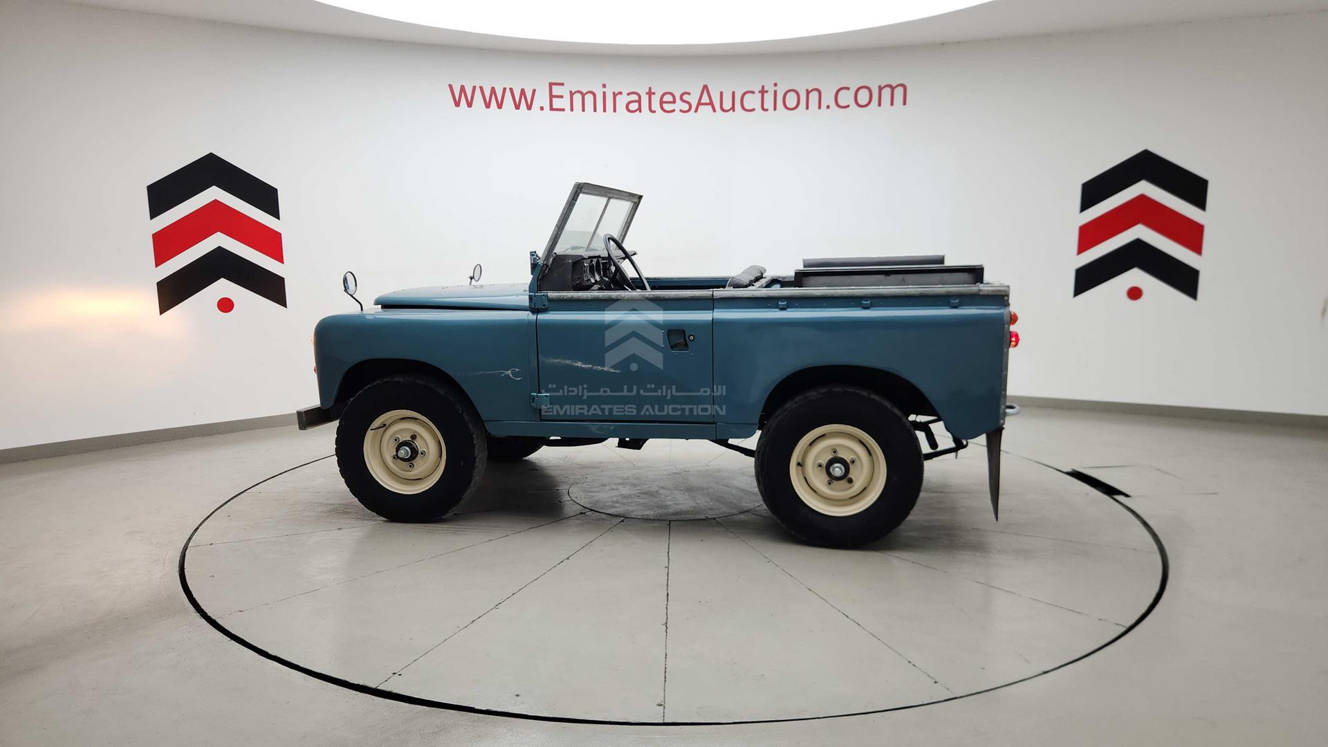 1985 LAND ROVER DEFENDER VIN: 565908
