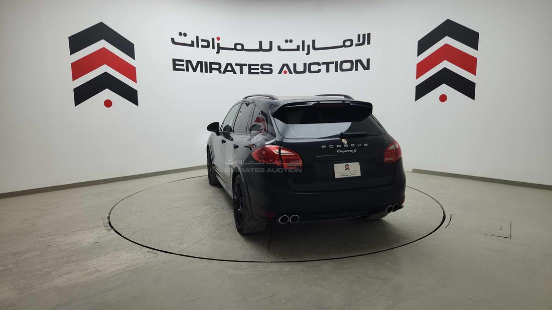 2013 Porsche Cayenne — Rear View — Photo 8