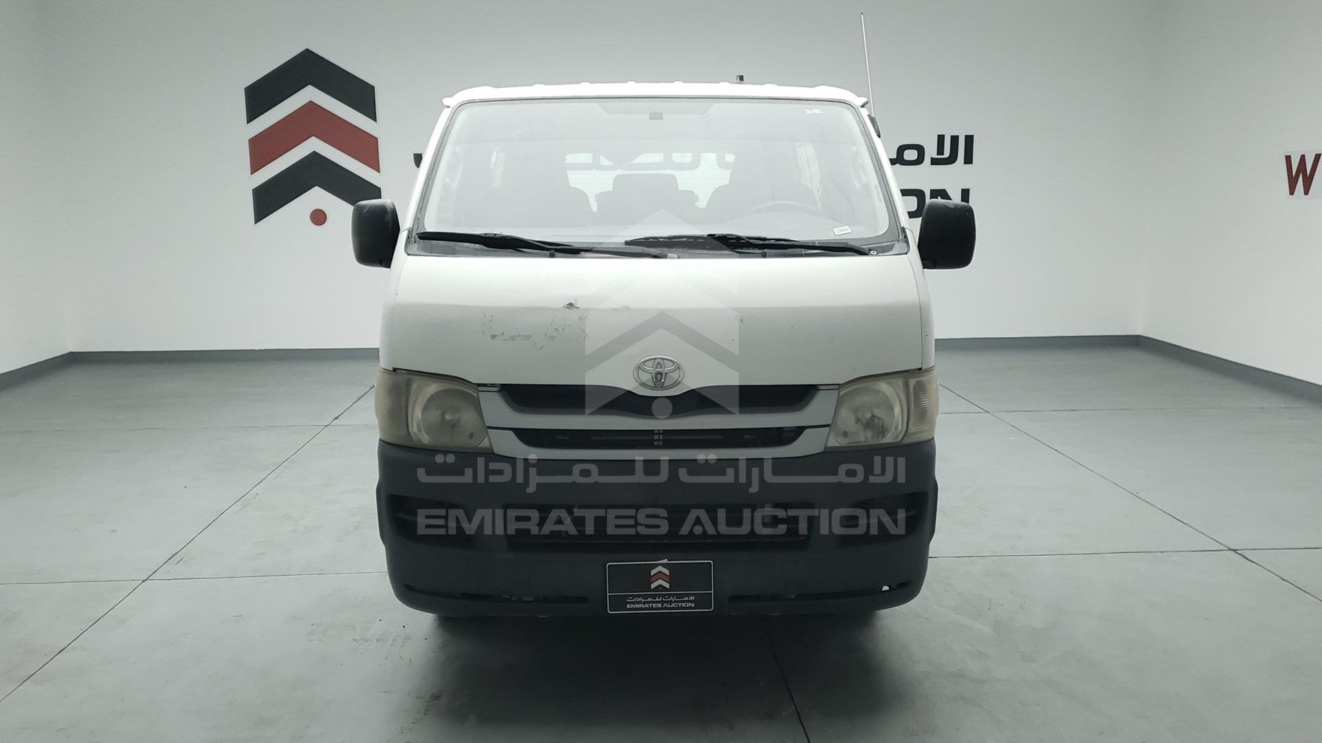 2007 TOYOTA HIACE VIN: JTGJX02PX70010963