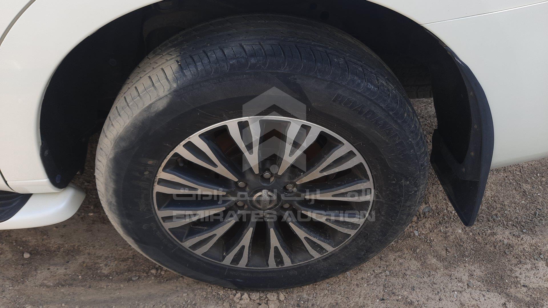 JN8AY2NY6F9119347 - 2015 Nissan Patrol - #501833