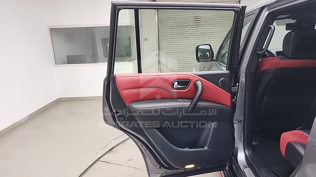 نيسان باترول نيسمو 2021 — الباب الخلفي الأيسر — صورة 23