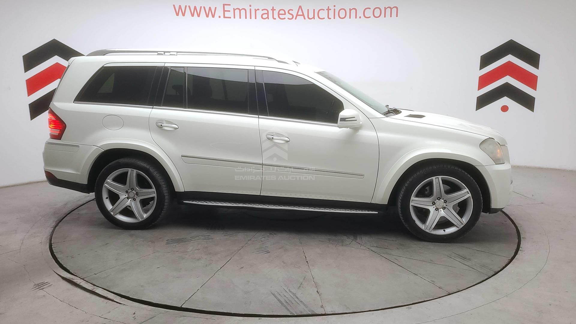 2011 MERCEDES GL 500 VIN: WDCBF8GE2BA653329