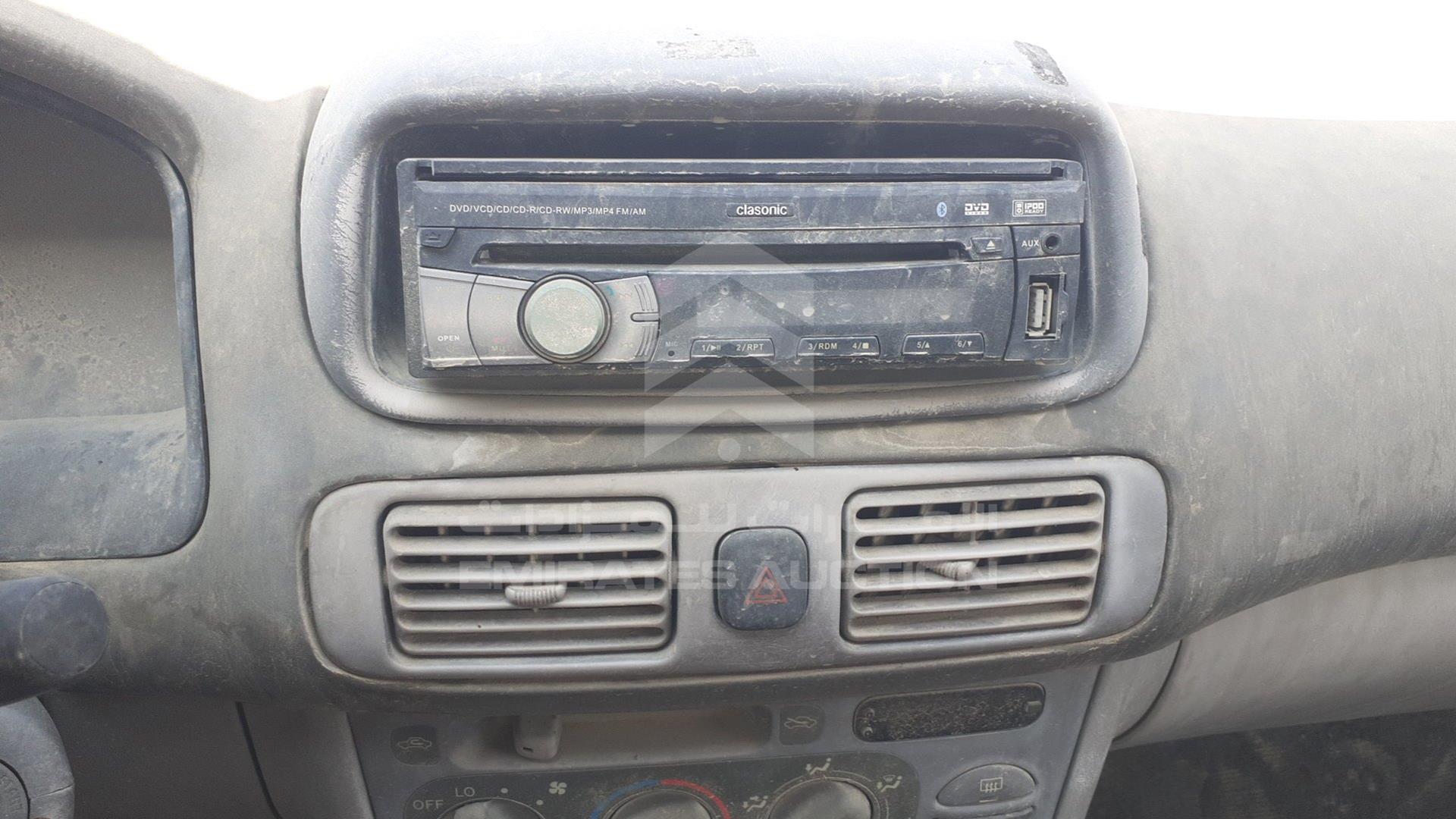 2000 TOYOTA COROLLA VIN: JT2BA13E4Y3101287
