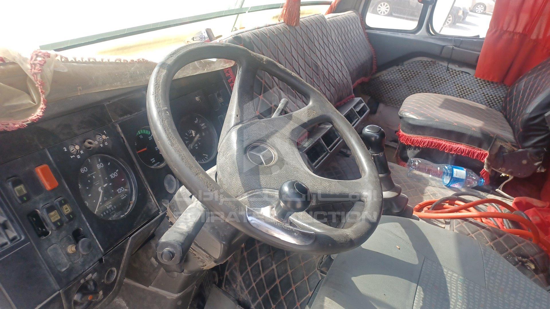 1993 MERCEDES 2650 VIN: WDB65909815962033