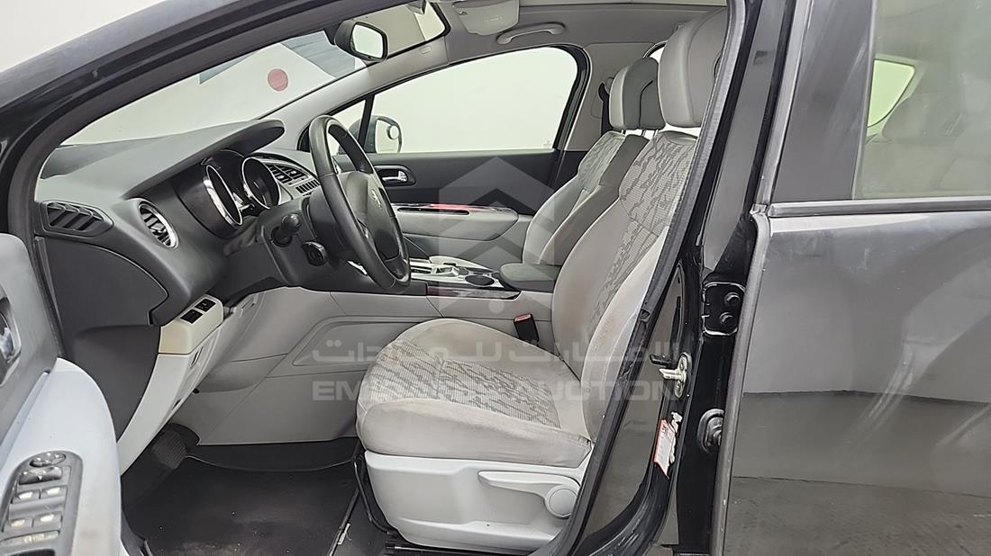 2011 Peugeot 3008 — Front Left Driver Seat View — Photo 12