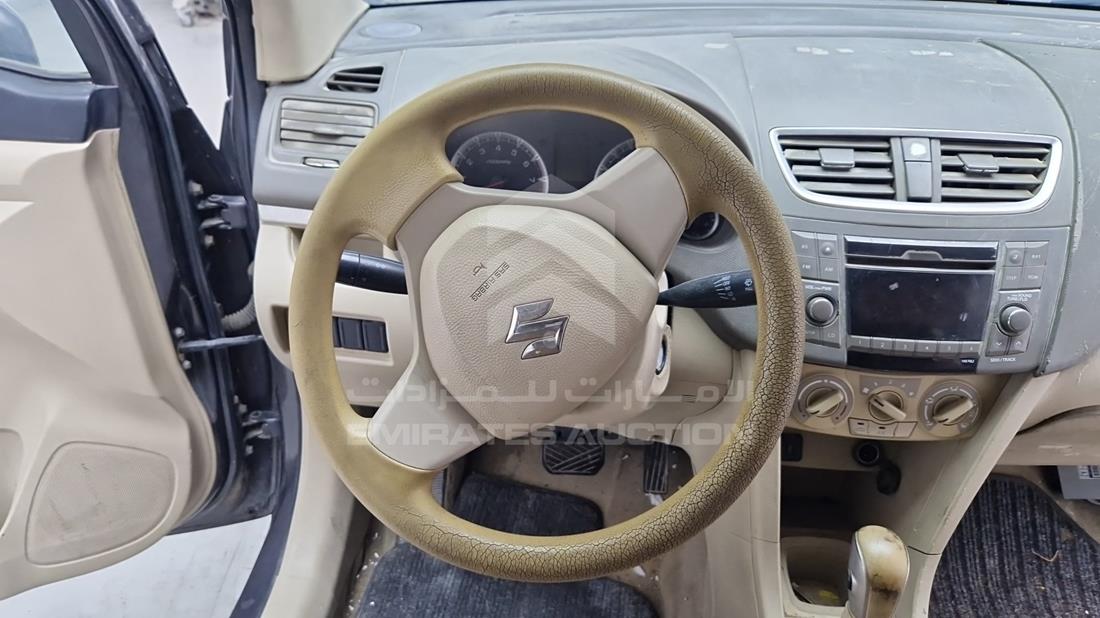 2015 Suzuki Ertiga — Steering & Mounted Controls — Photo 15