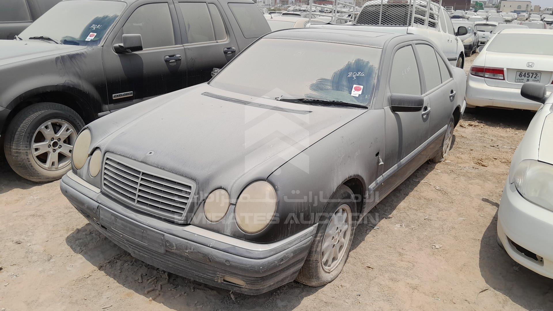 0 MERCEDES --- VIN: WDB2100611A788742