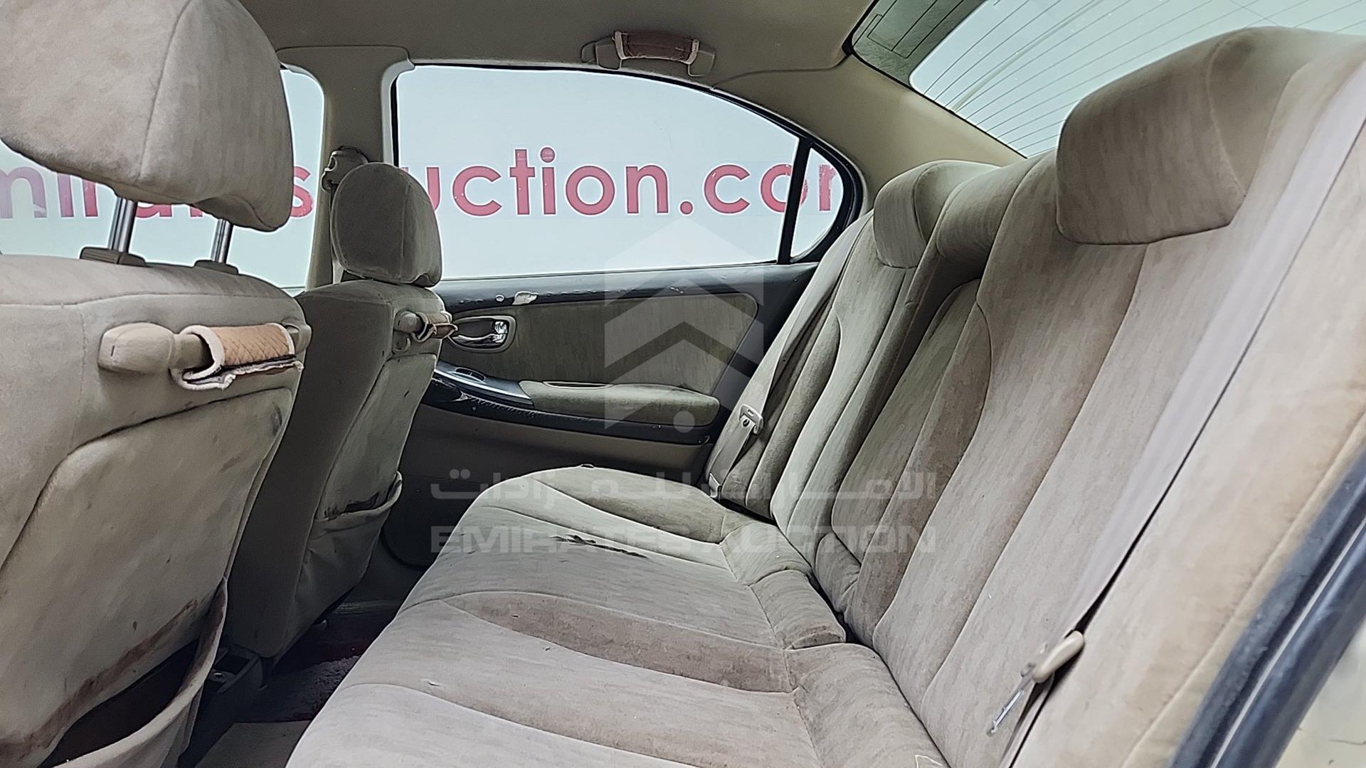 2002 NISSAN MAXIMA VIN: JN1CA31SX2T574847