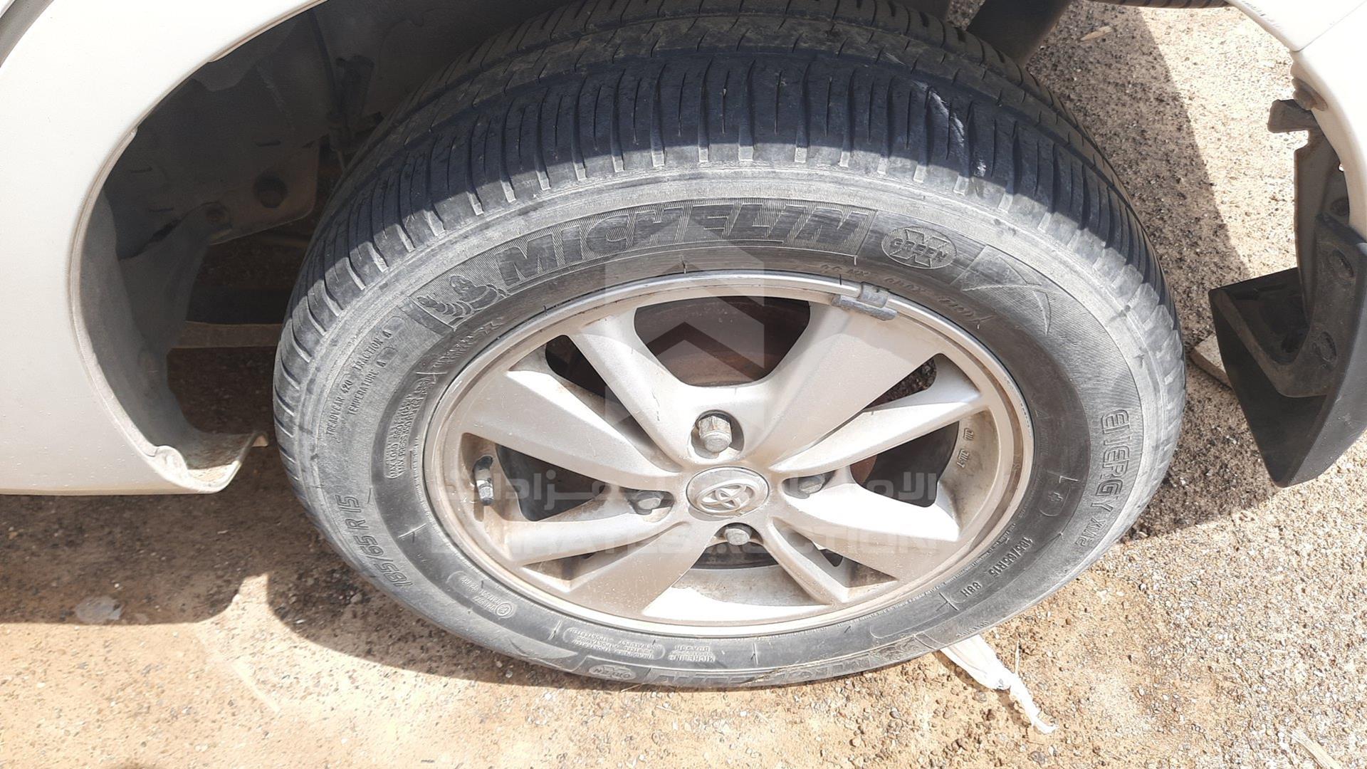 2015 TOYOTA AVANZA VIN: MHKMC13F7FK020036