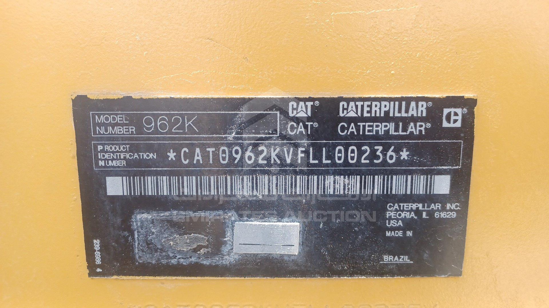 2017 CATERPILLAR --- VIN: CAT0962KVFLL00236