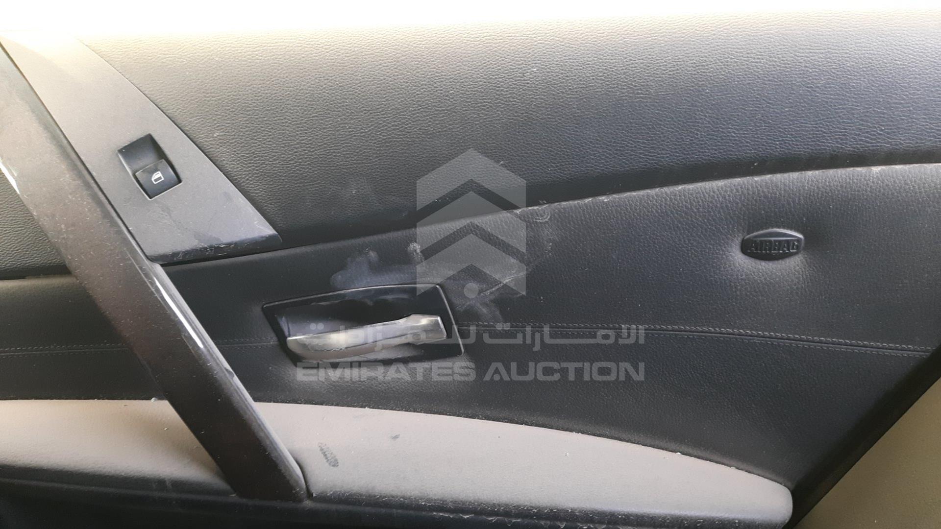 0 BMW 530I VIN: WBANA710X0B607034