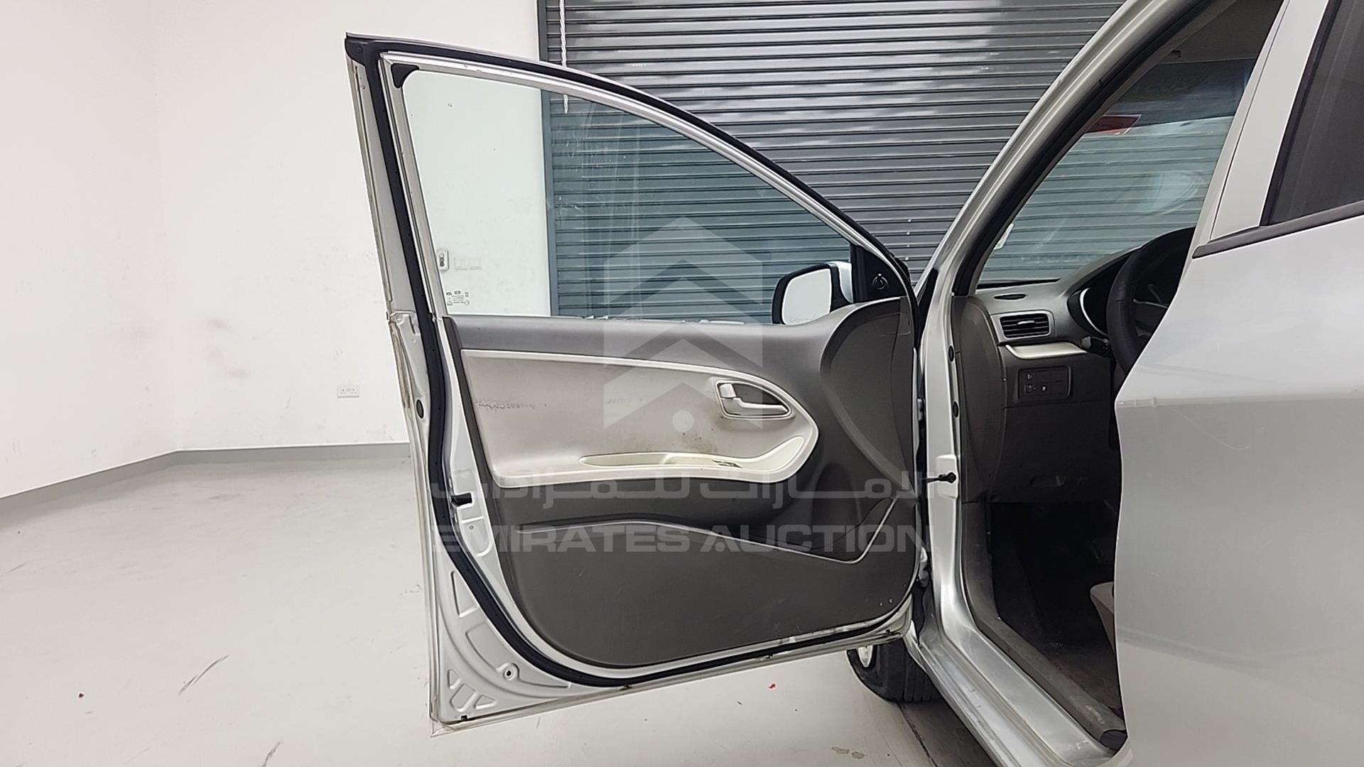 2017 KIA PICANTO VIN: KNABE5129HT356106