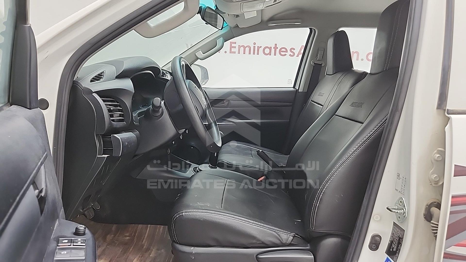 2023 TOYOTA HILUX VIN: MR0DB9CD2P5161754