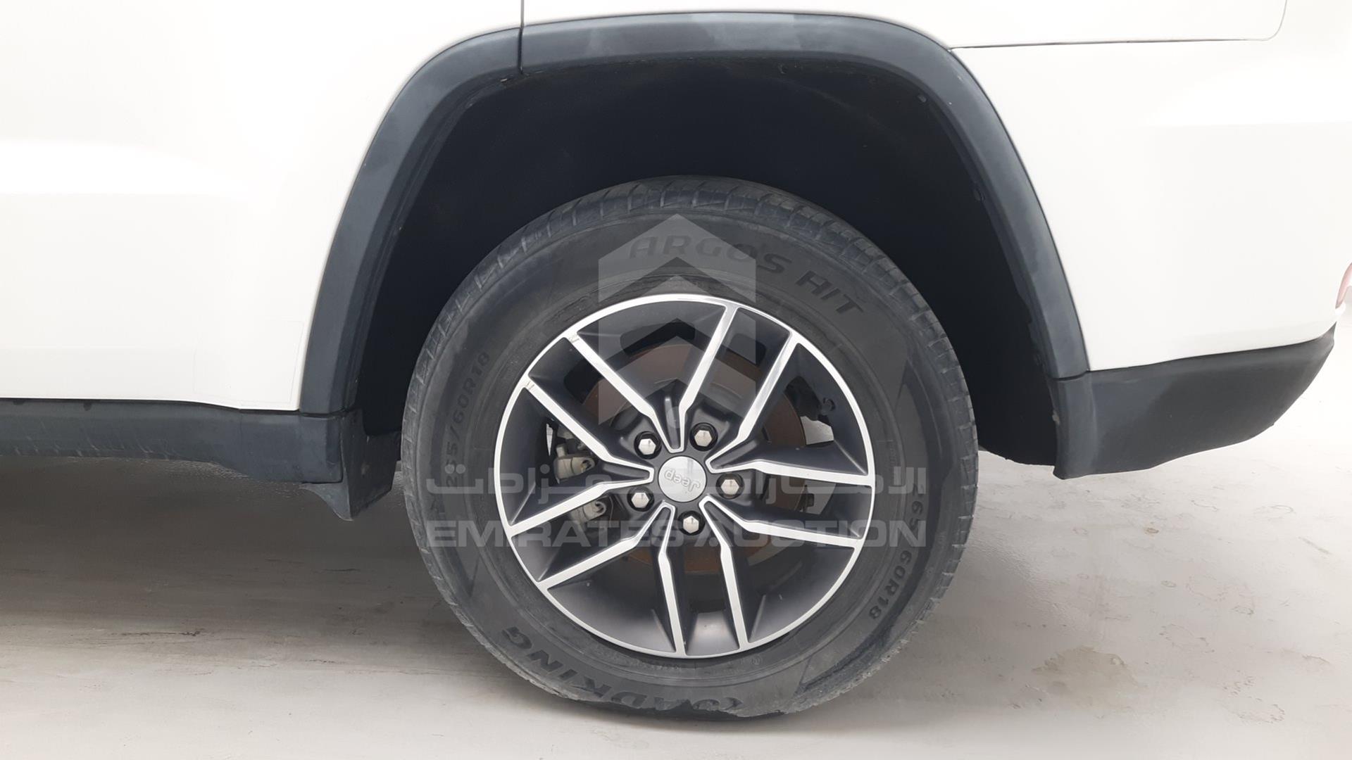 2017 JEEP GRAND CHEROKEE VIN: 1C4RJFBG5HC614148