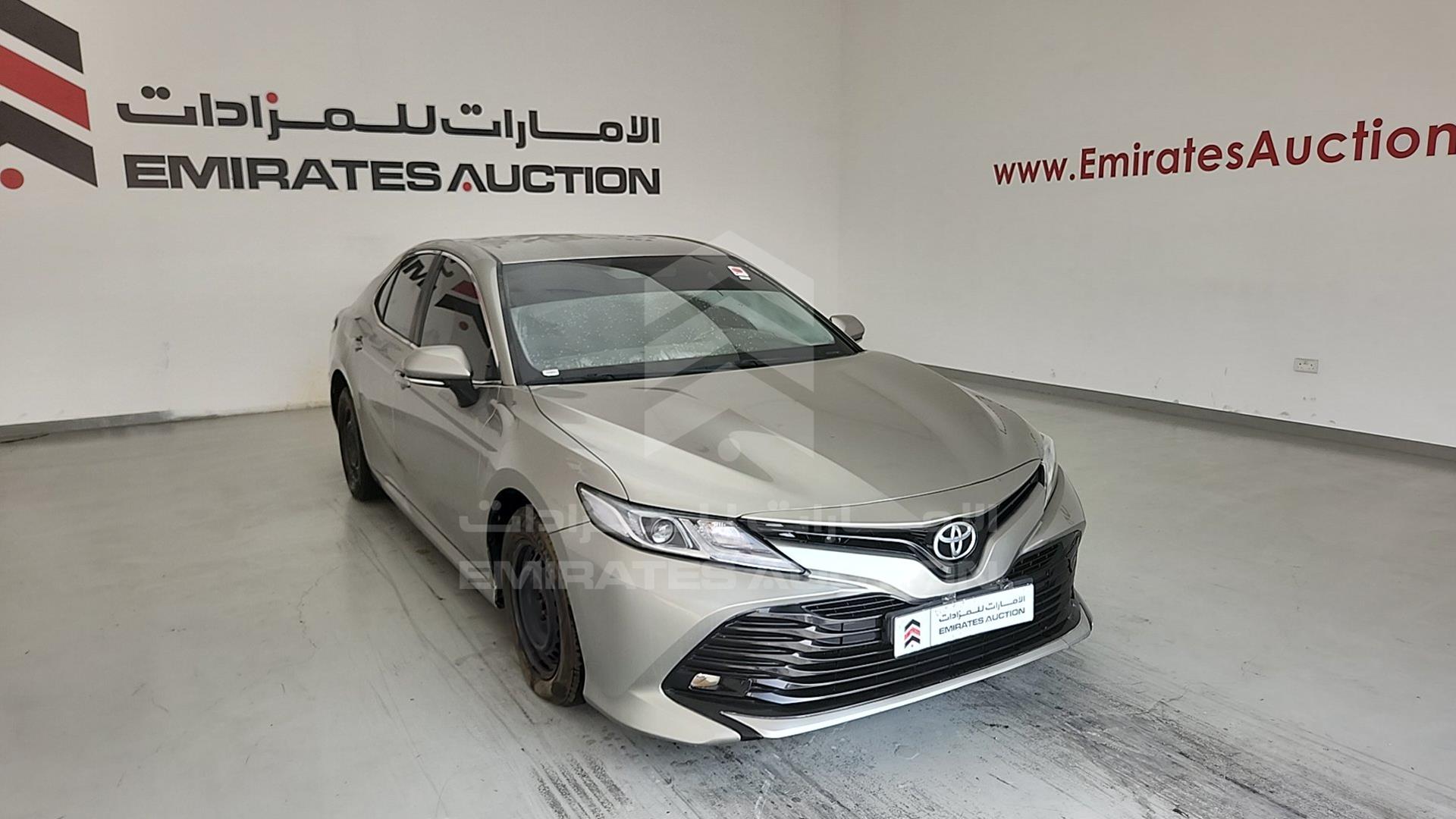 2018 TOYOTA CAMRY VIN: JTNBF9HK2J3009487