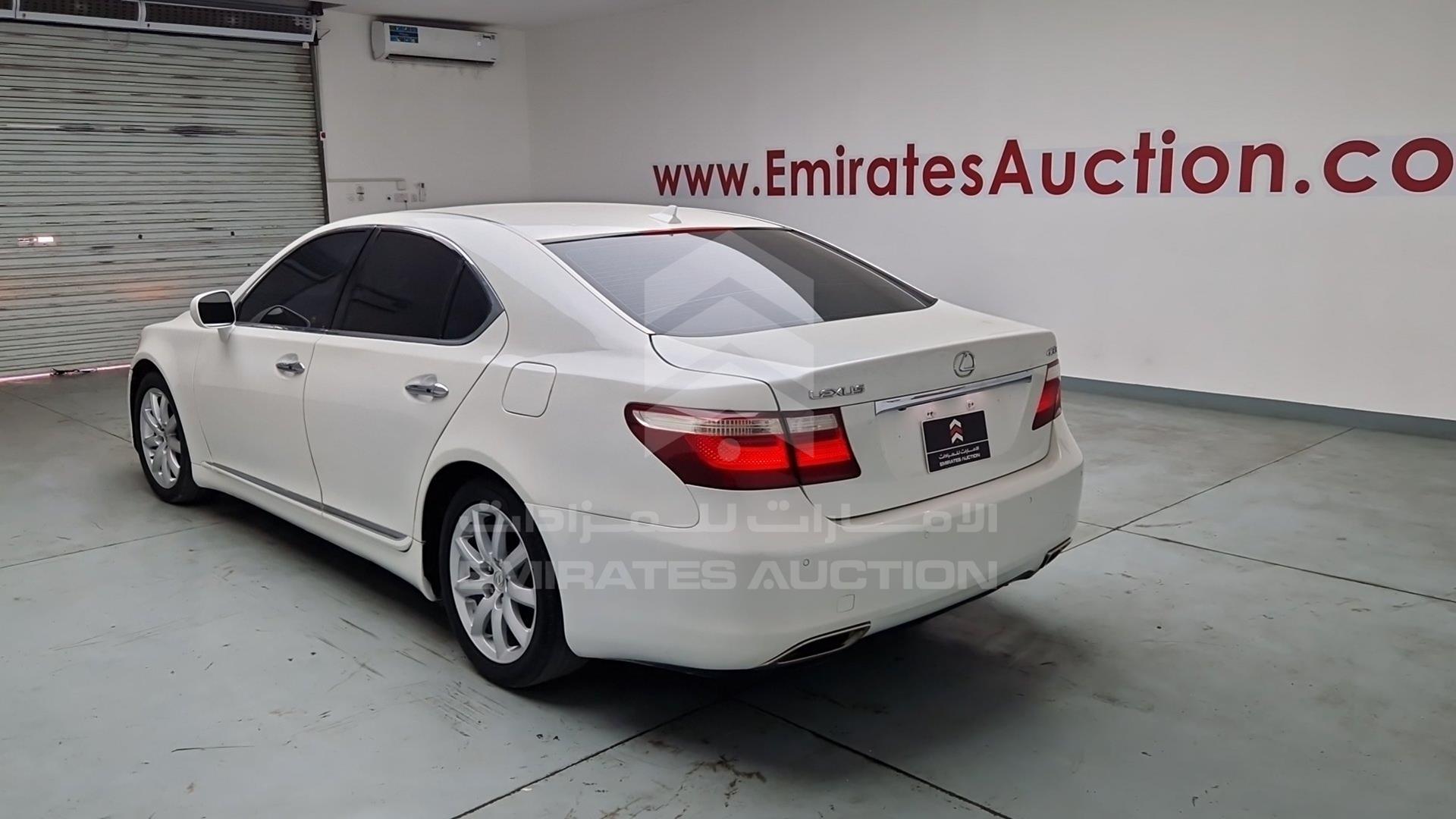 2009 LEXUS LS 460 VIN: JTHBL46F195089501