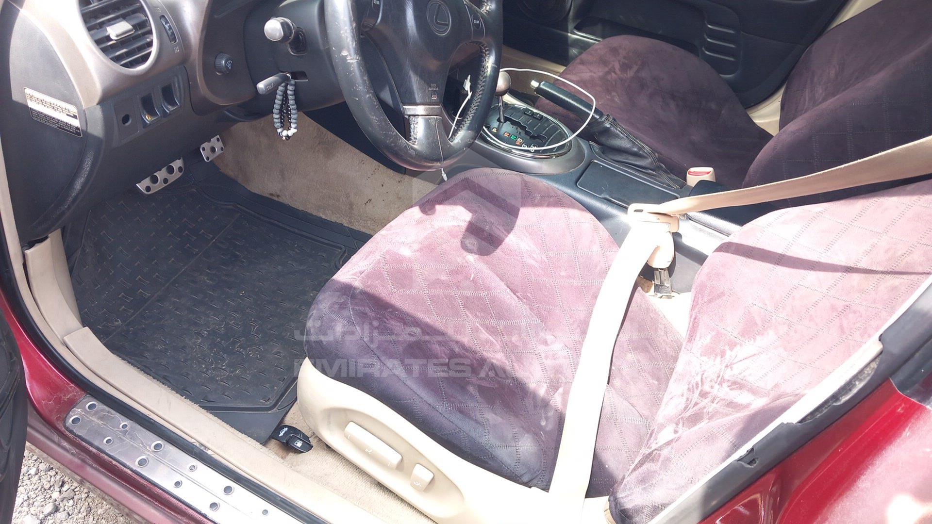 2001 LEXUS IS300 VIN: JTHBD182810031599