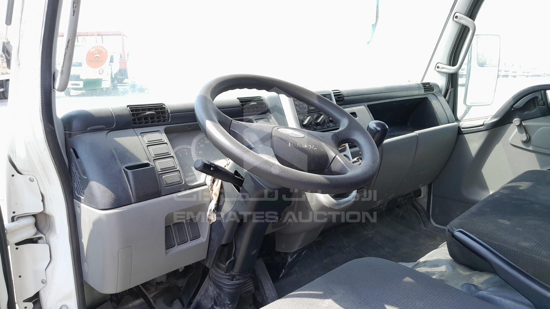 2017 MITSUBISHI CANTER VIN: JL7B6E1P7HK017235