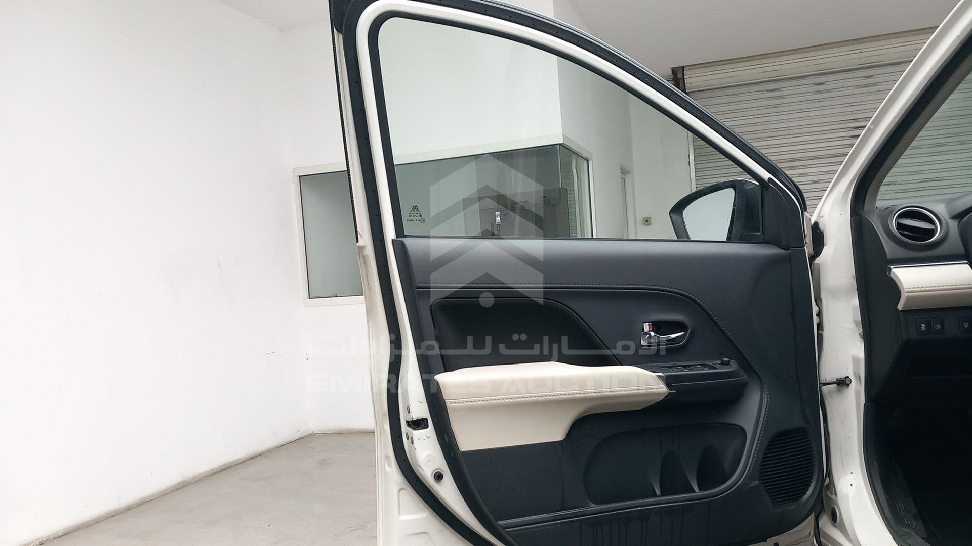 2019 TOYOTA RUSH VIN: MHKEF8BF9KK004985