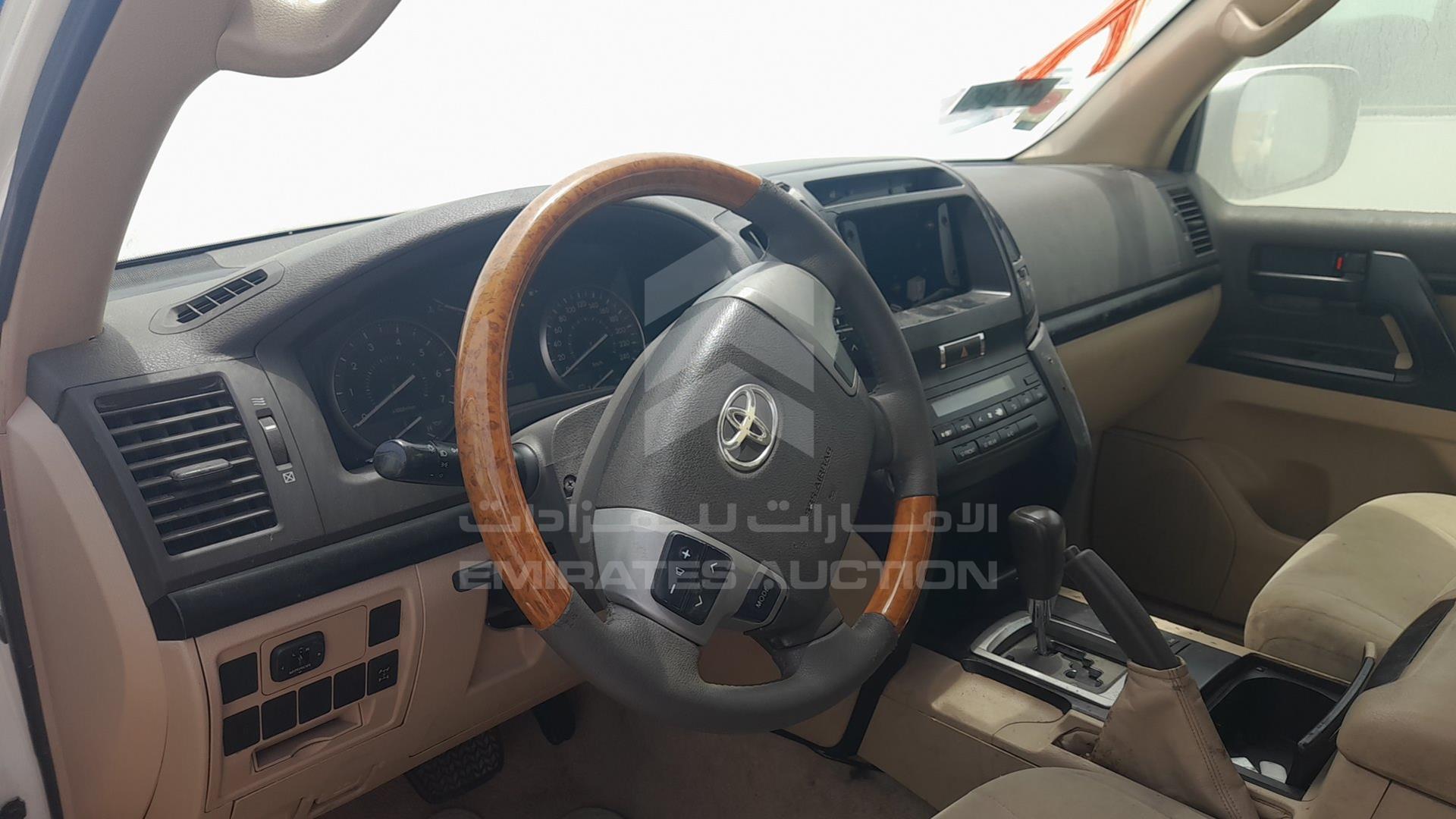 2013 TOYOTA LAND CRUISER VIN: JTMDU09J1D4063740
