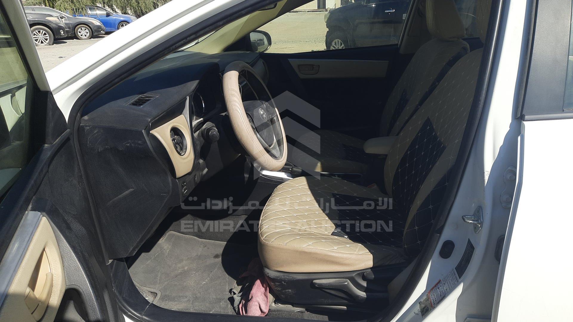 2019 TOYOTA COROLLA VIN: RKLBB9HE3K5231023