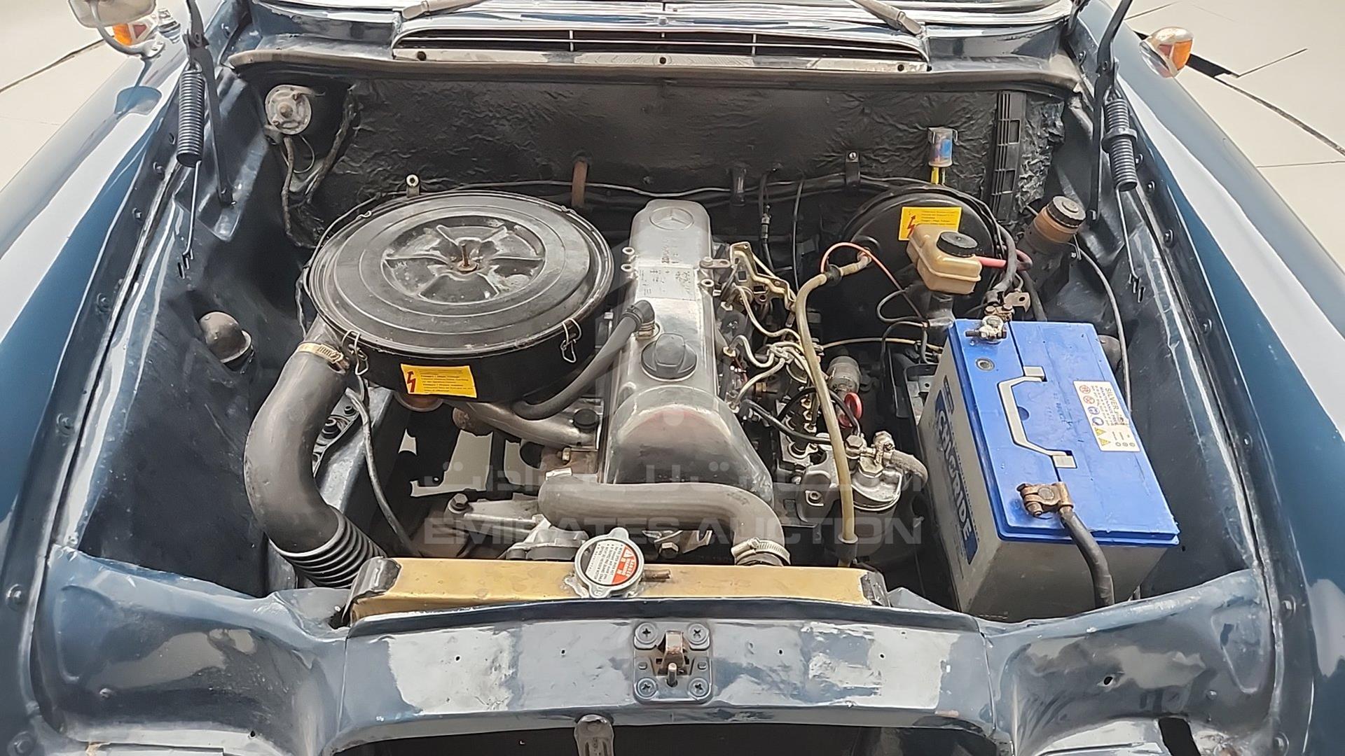 1965 MERCEDES 200 VIN: 11001010113782