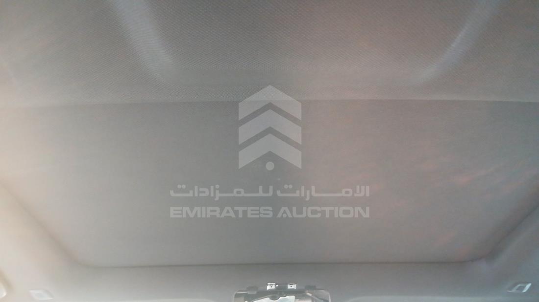 2017 BMW 730 — Sun Roof View — Photo 20