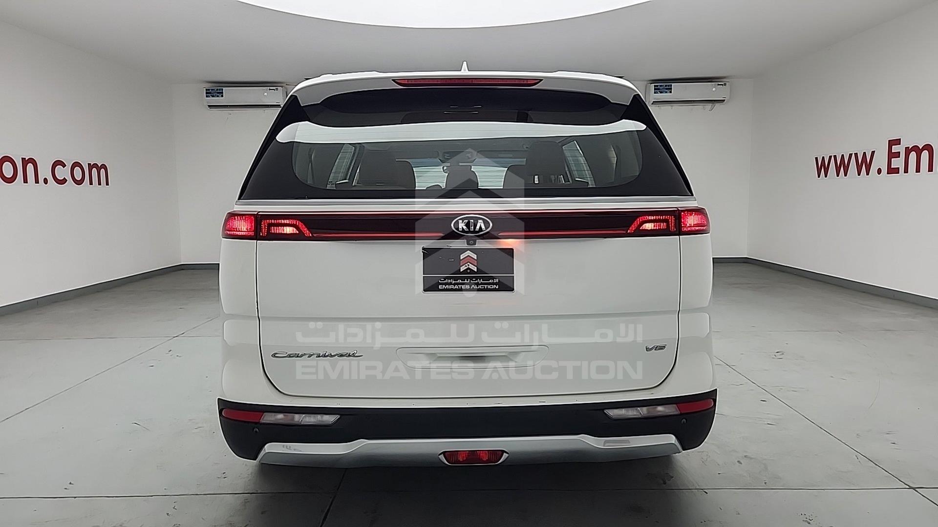 2021 KIA CARNIVAL VIN: KNANC8143M6049819