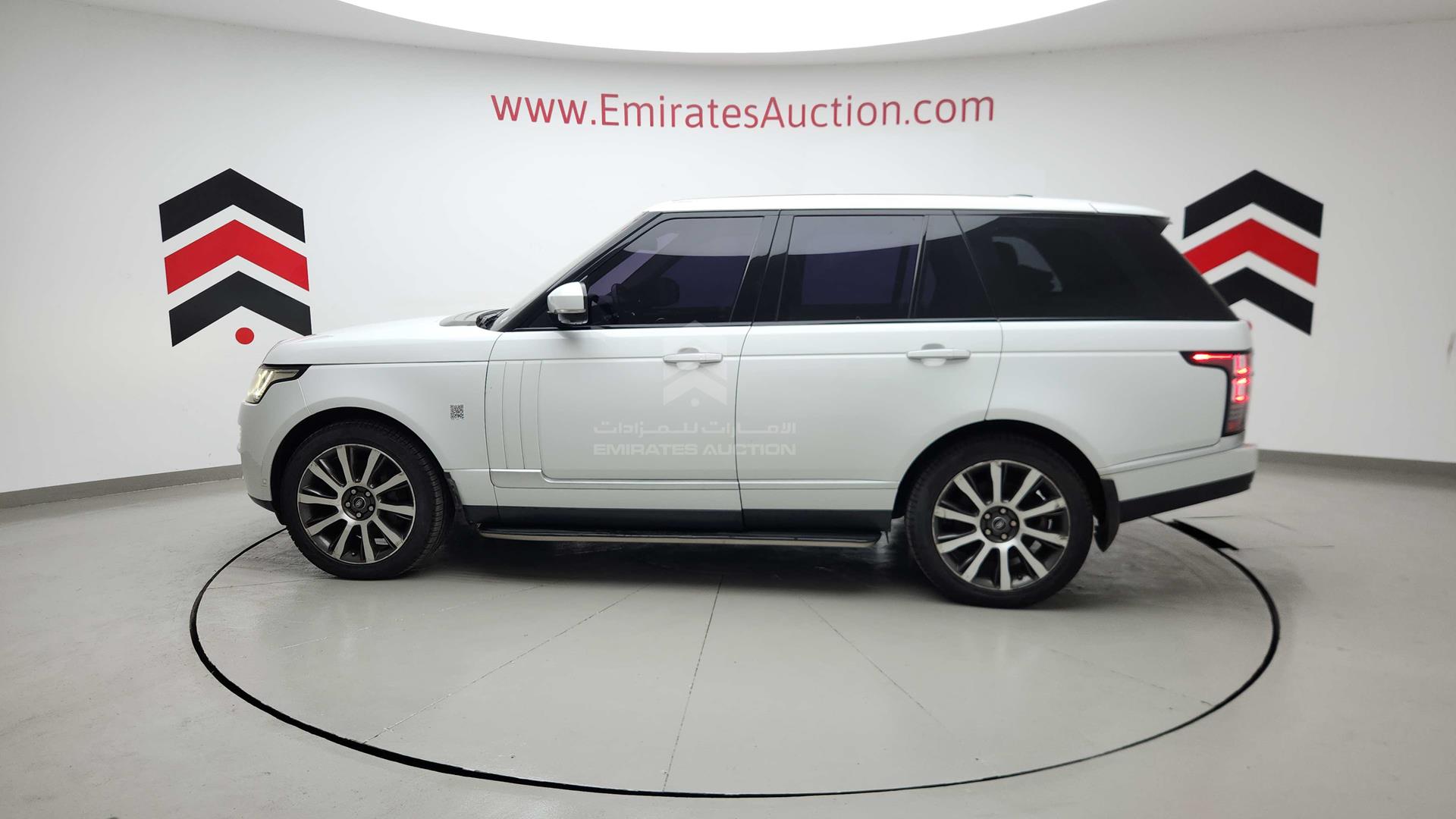 2015 RANGE ROVER VOGUE VIN: SALGA2EF2FA200250