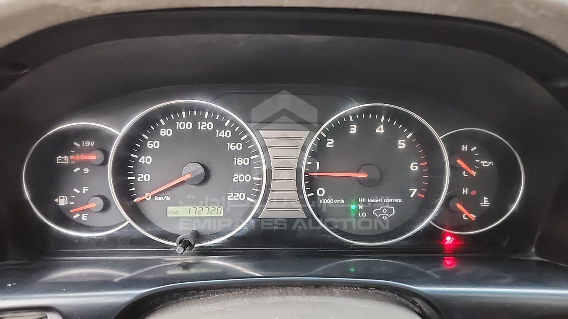 2005 TOYOTA LAND CRUISER VIN: JTEHT05J052069029