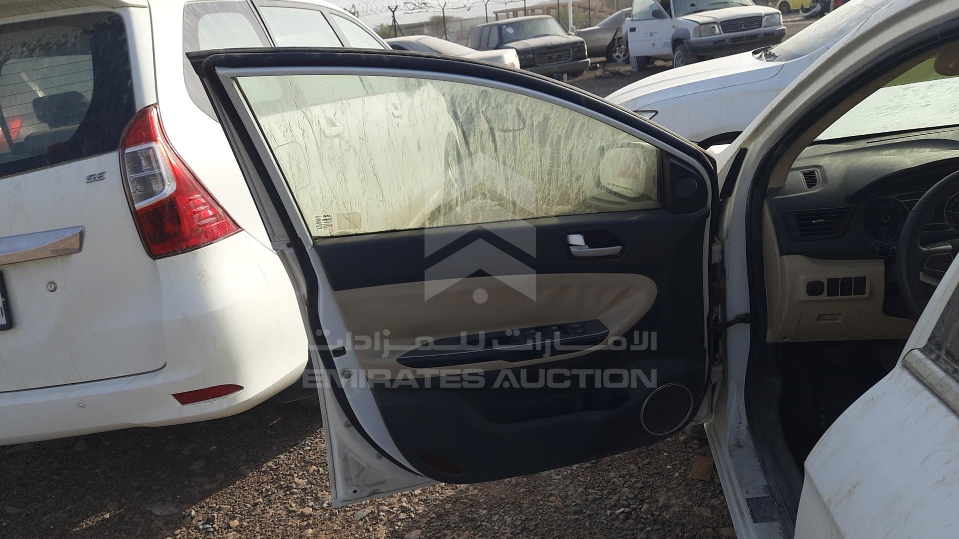 2016 JAC J4 VIN: LJ12FKR29G4703778