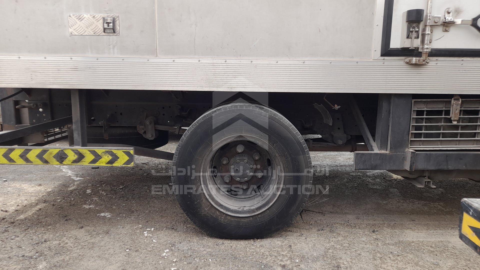 2017 ISUZU NPR VIN: JAAKP34H8H7P10859