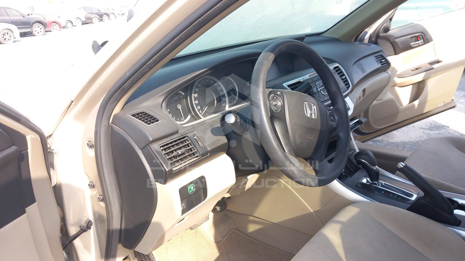 2013 HONDA ACCORD VIN: 1HGCR2622DA616114