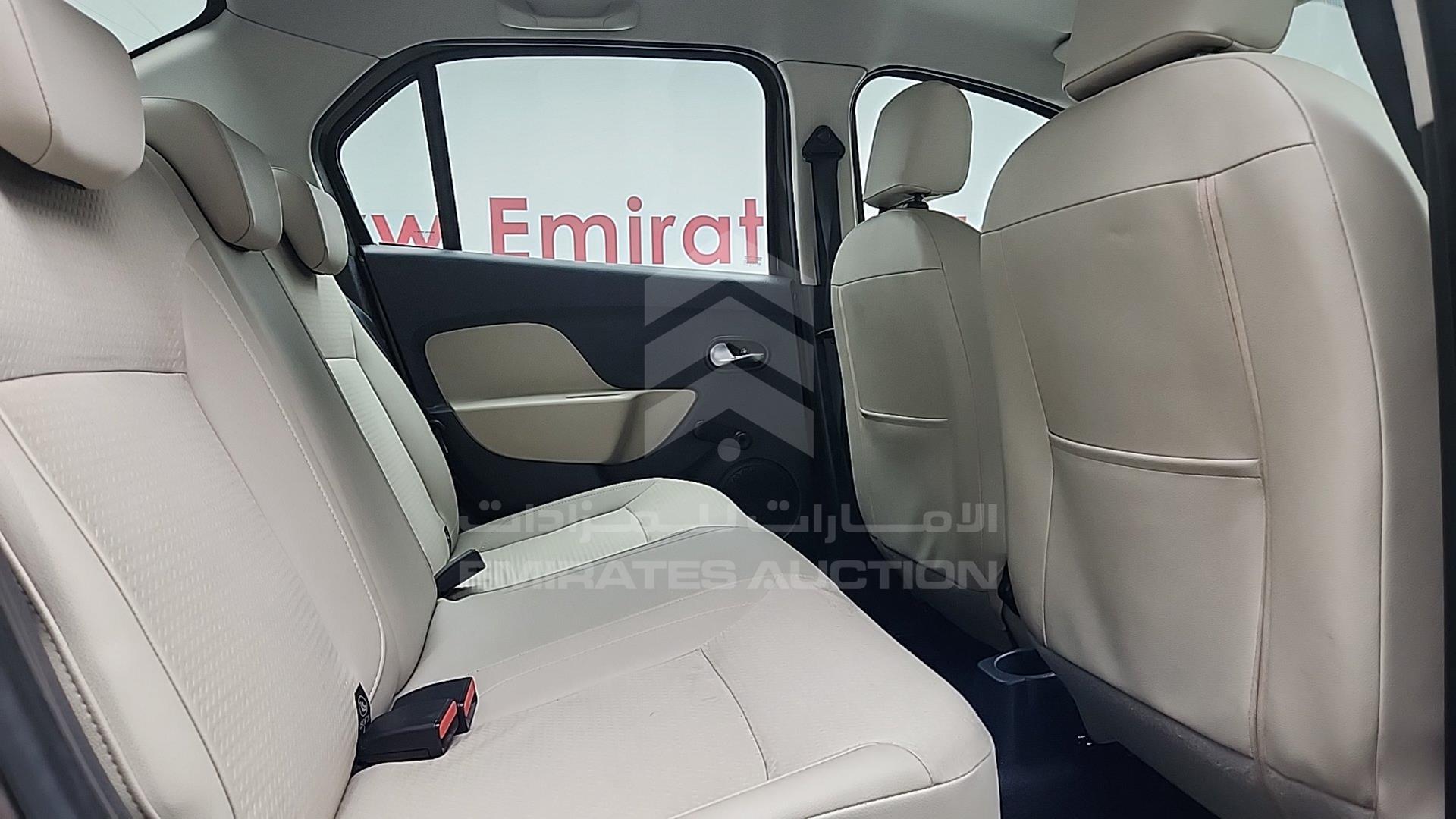 2020 RENAULT SYMBOL VIN: VF14SRABXLT554728
