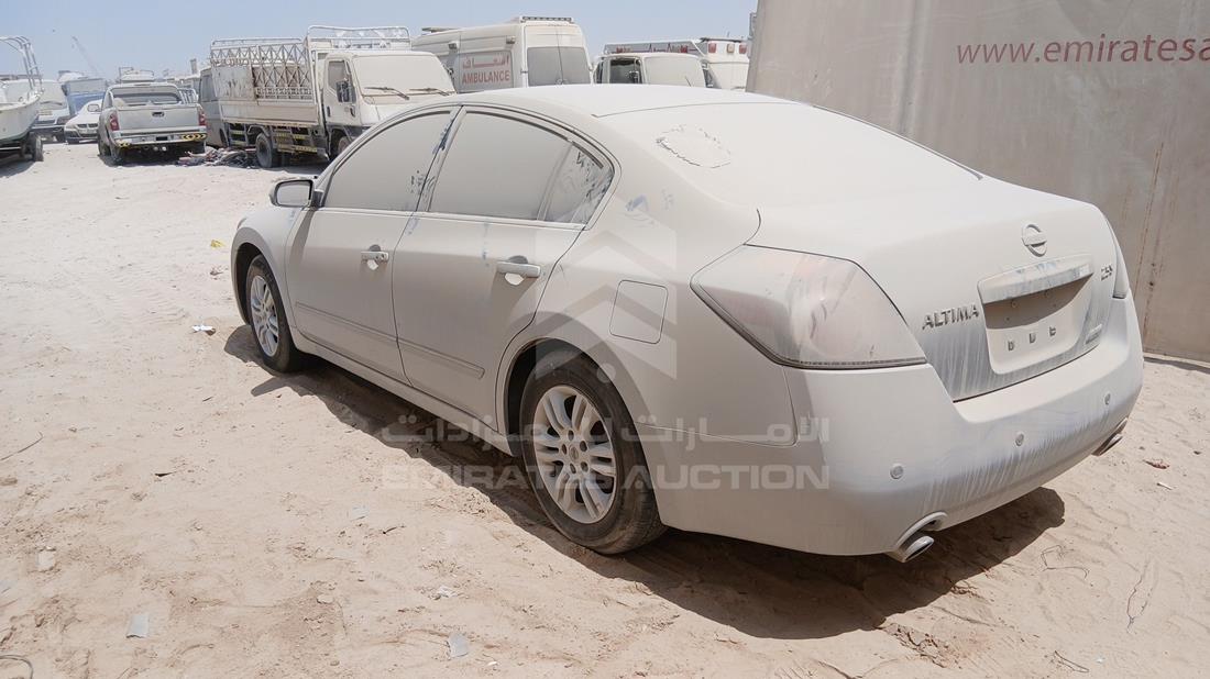 نيسان التيما 2011 — الزاوية الخلفية اليسرى — صورة 6