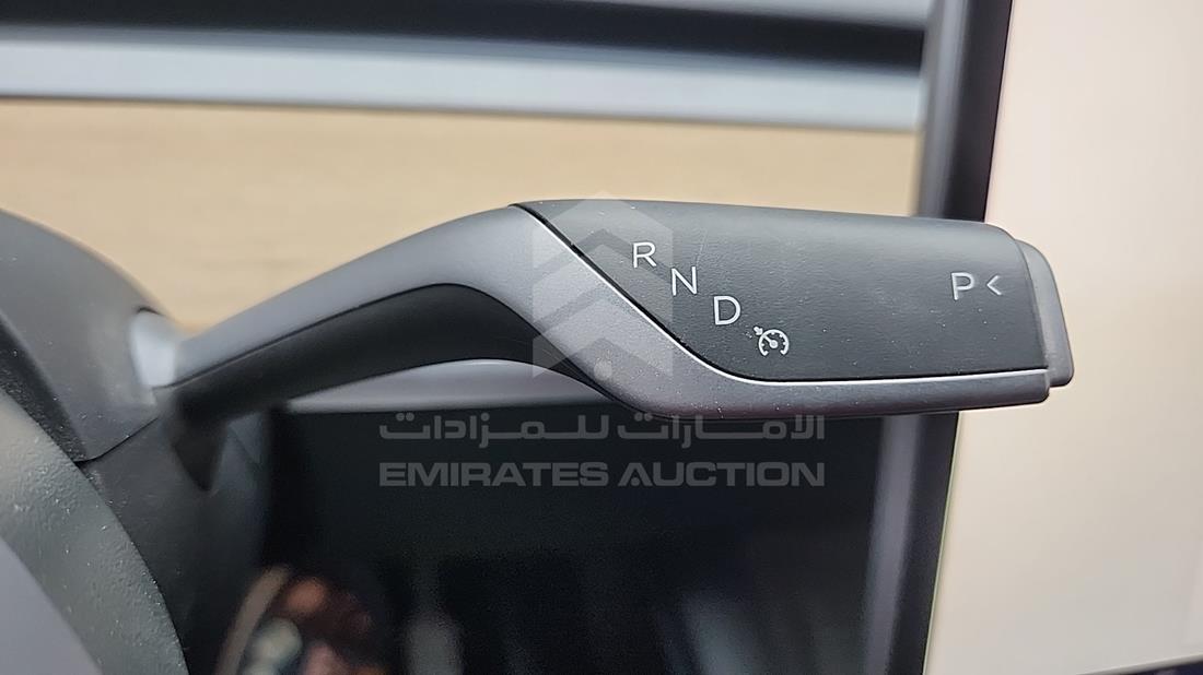 تيسلا Model Y 2024 — زاوية ناقل الحركة — صورة 20