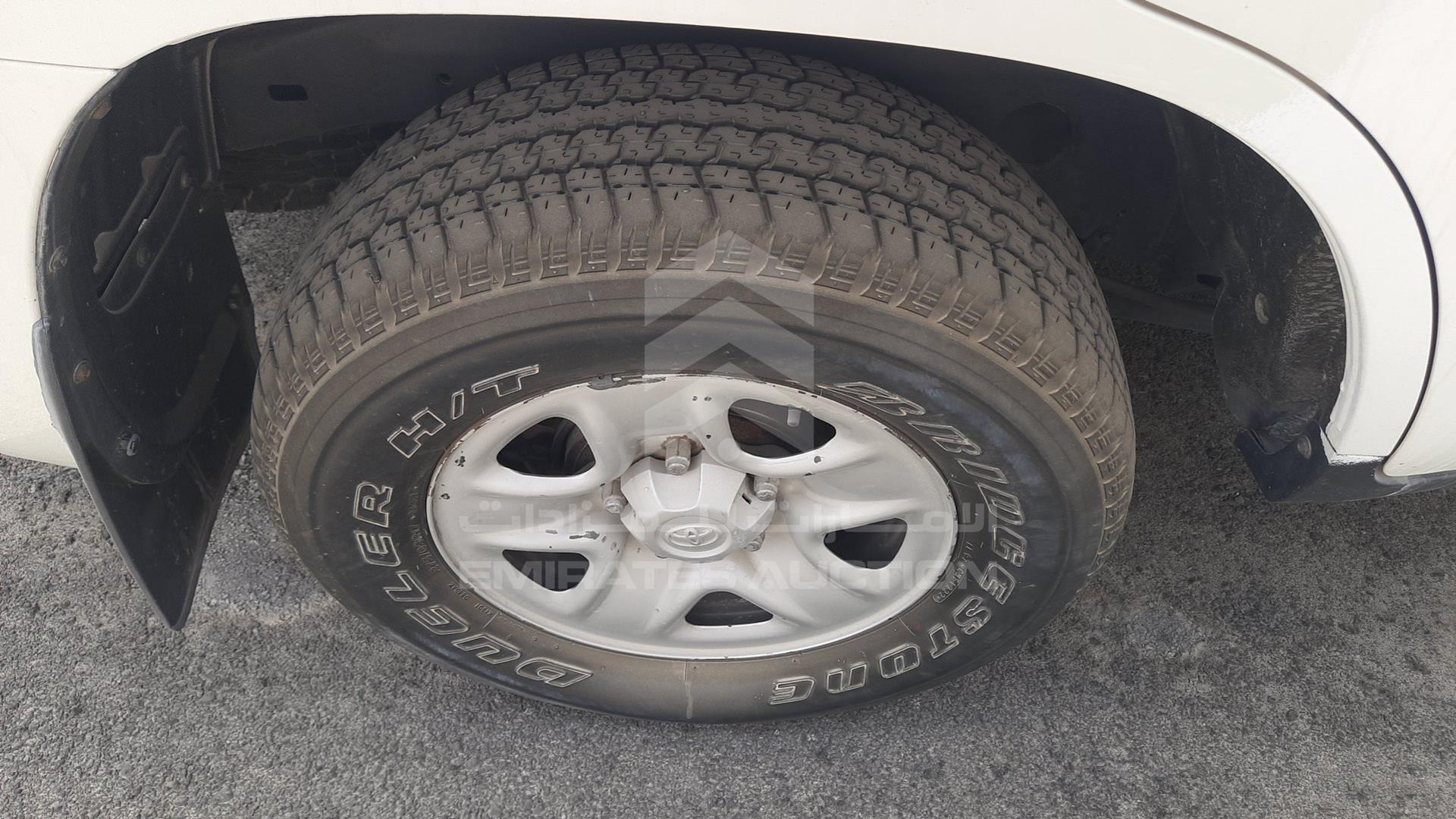 2013 TOYOTA LAND CRUISER VIN: JTMDU09J3D5072658