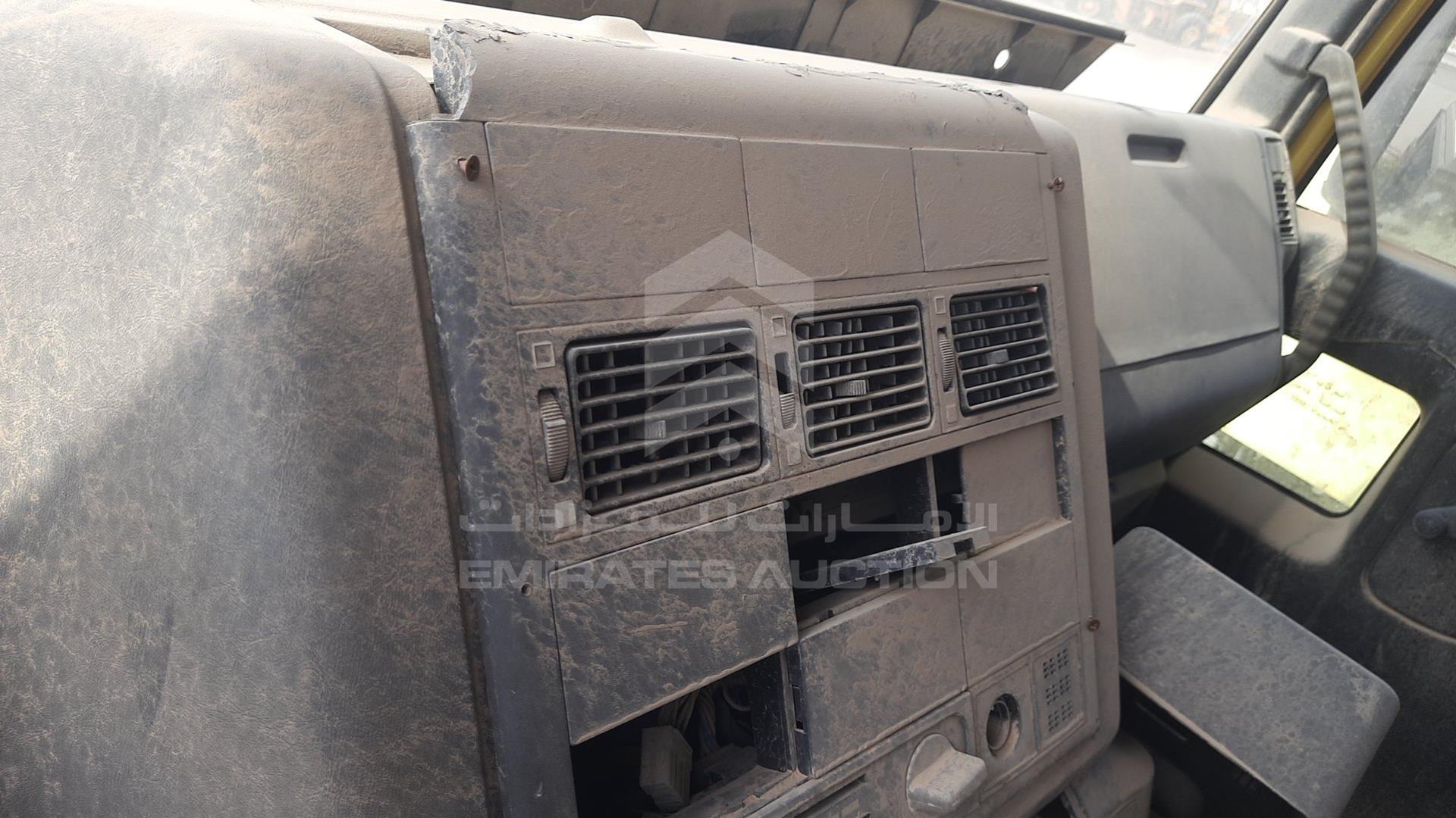 0 IVECO --- VIN: WJMB1VNS00C094821