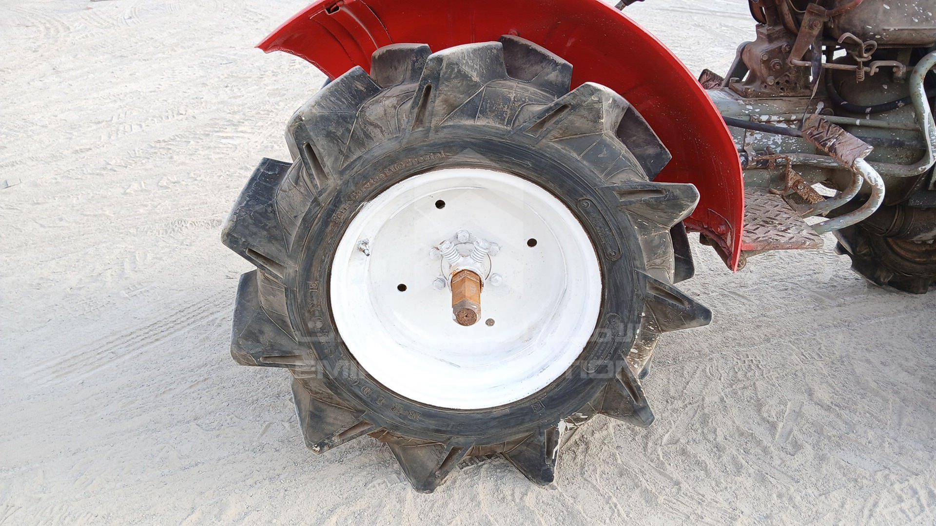 0 YANMAR --- VIN: YM1300D04359