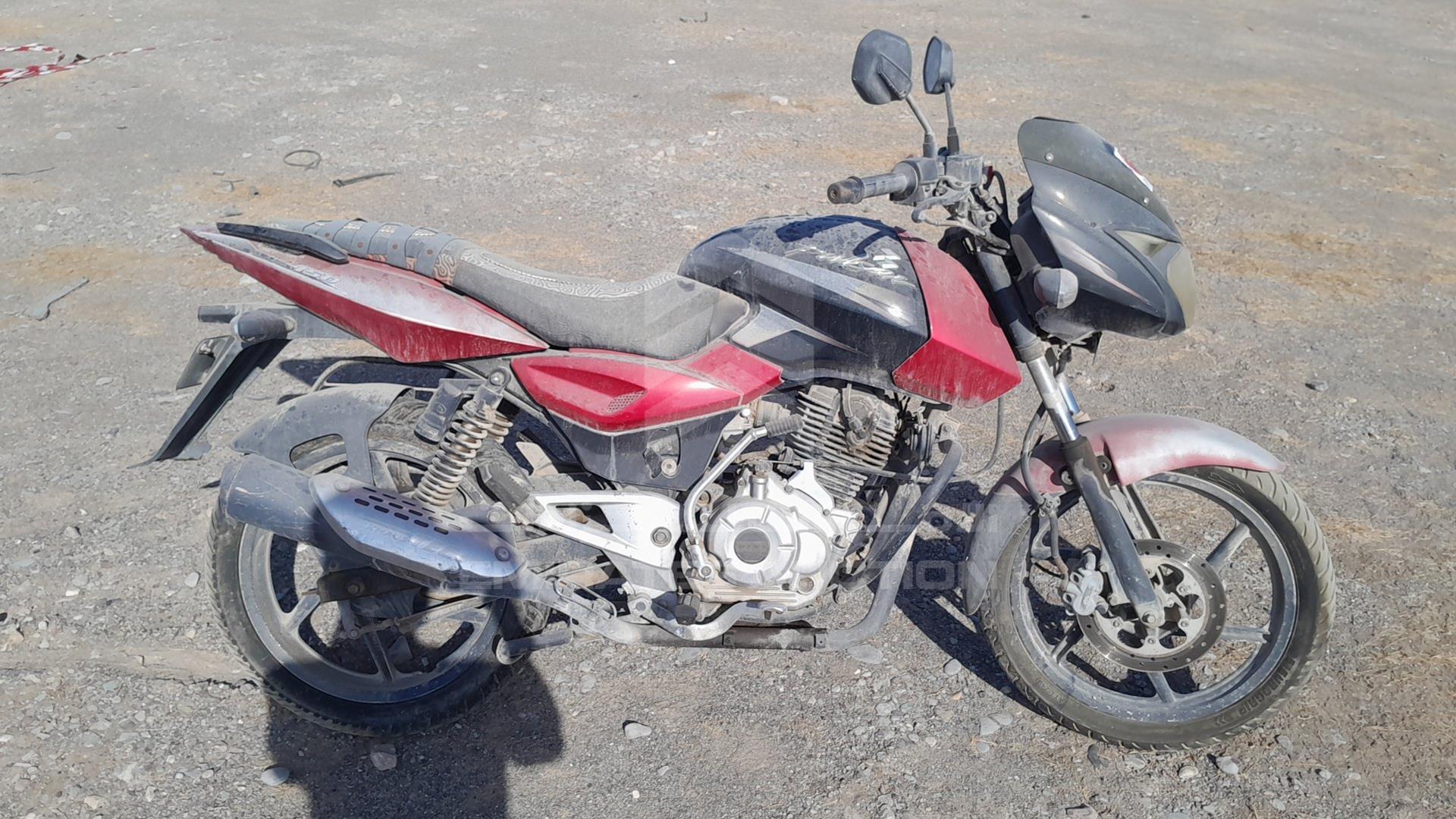 2015 BAJAJ 150 CC VIN: MD2A11CZ7EWJ43253