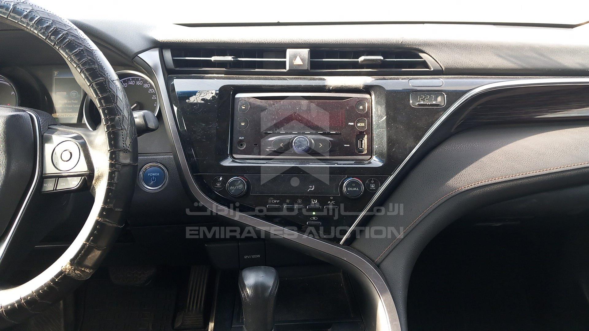 2018 TOYOTA CAMRY VIN: JTNB29HK8J3012843