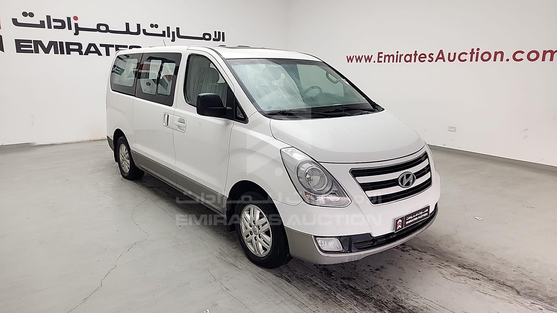 2018 HYUNDAI H1 VIN: KMJWA37R2JU946859
