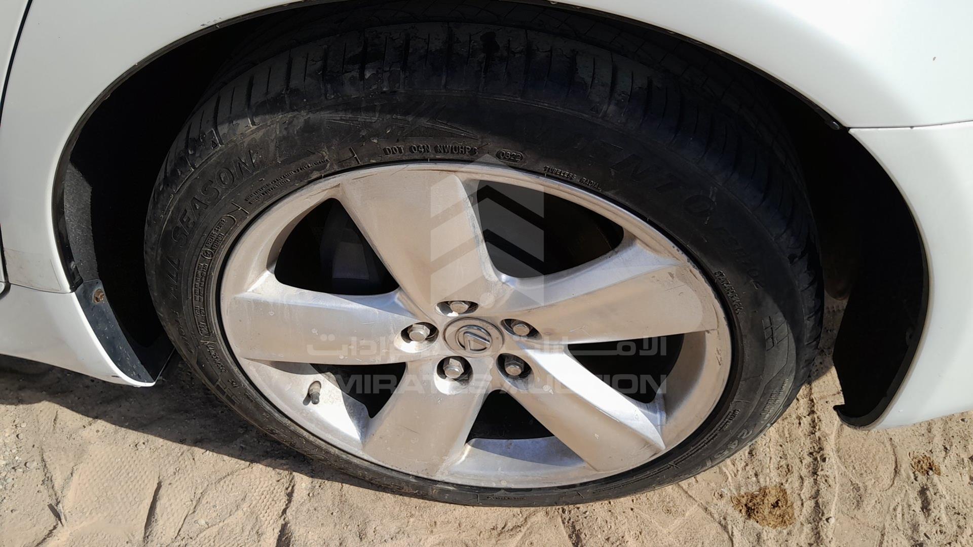 2009 LEXUS LS 460 VIN: JTHBL46F995090637
