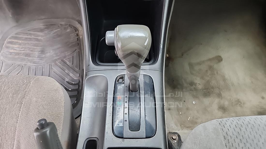2004 Toyota Camry — Gear View — Photo 18