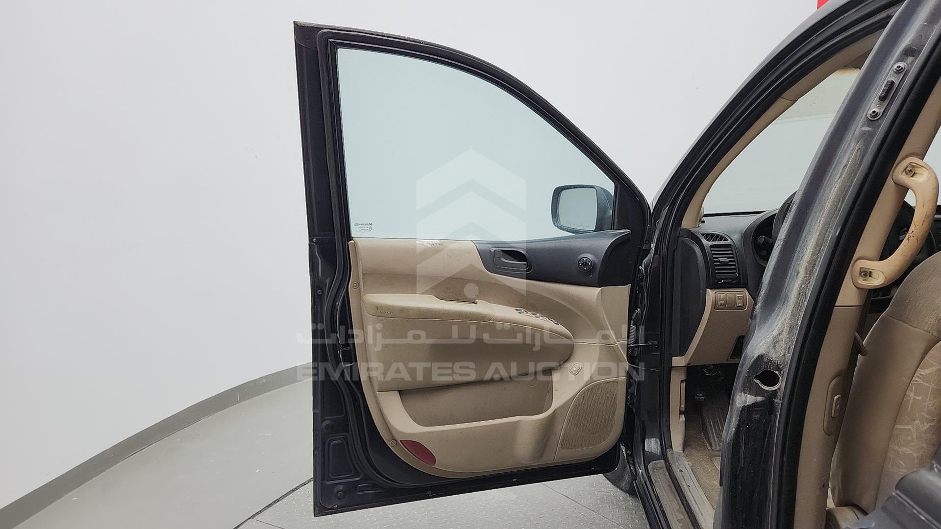 2009 KIA CARNIVAL VIN: KNAMB752196292859