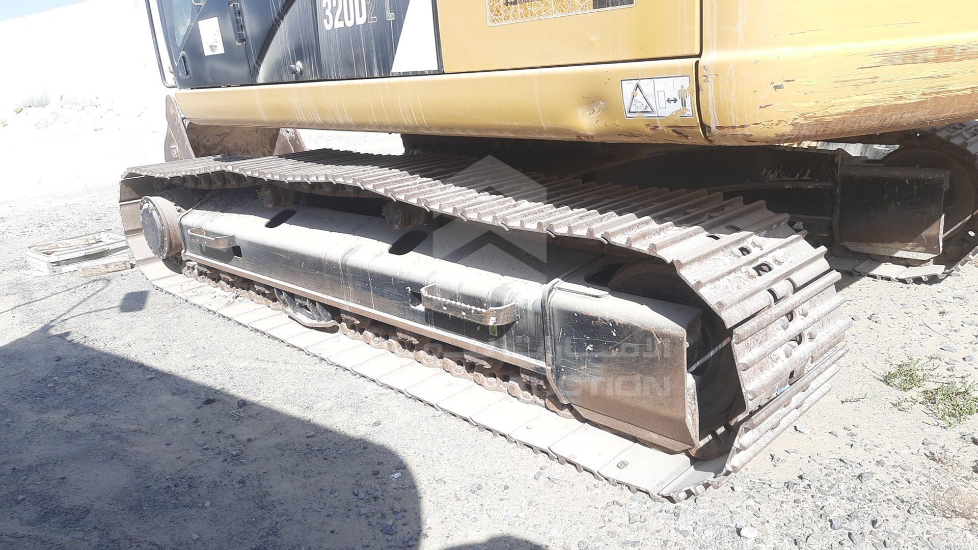 2013 CATERPILLAR 320D2L VIN: CAT0320DVDNS00296