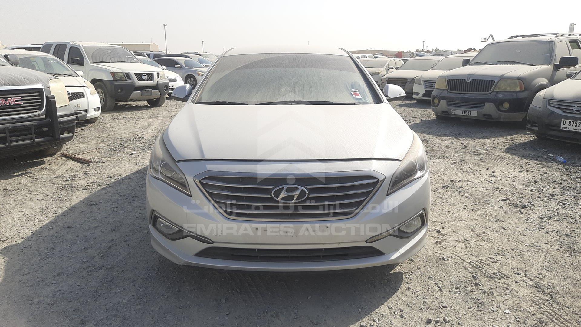 2016 HYUNDAI SONATA VIN: KMHE241G2GA122507