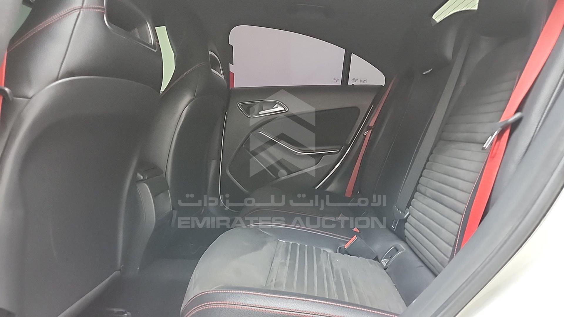 2015 MERCEDES CLA 250 VIN: WDDSJ4GB7FN183581