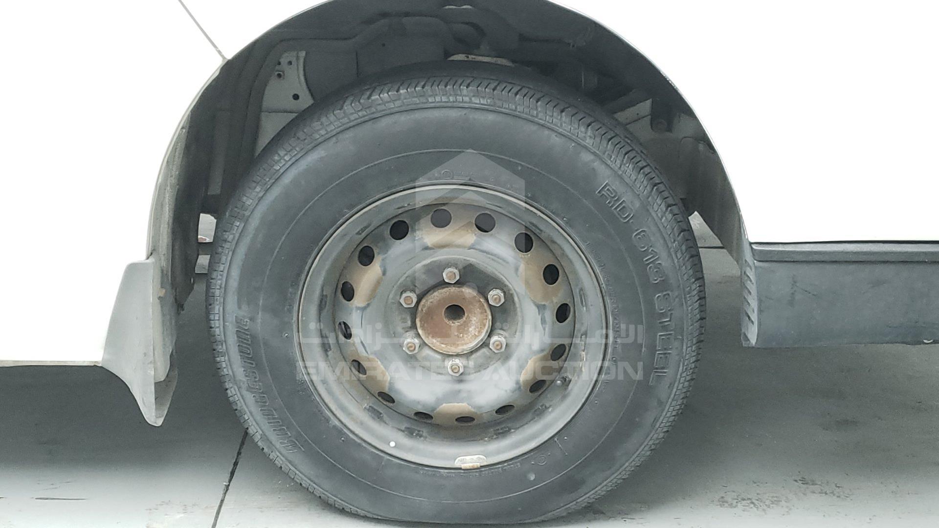 2007 TOYOTA HIACE VIN: JTGJX02PX70010963