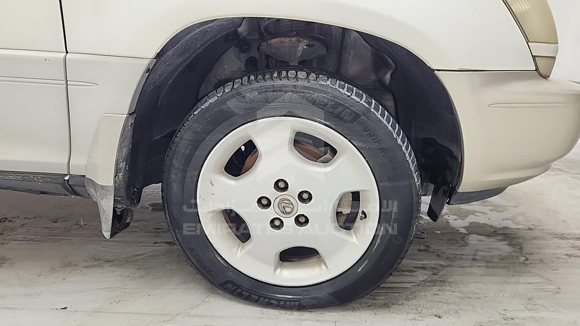 2002 LEXUS RX 300 VIN: JTJHF10U720235876